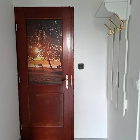 Kleine Oase Διαμέρισμα Balatonszárszó